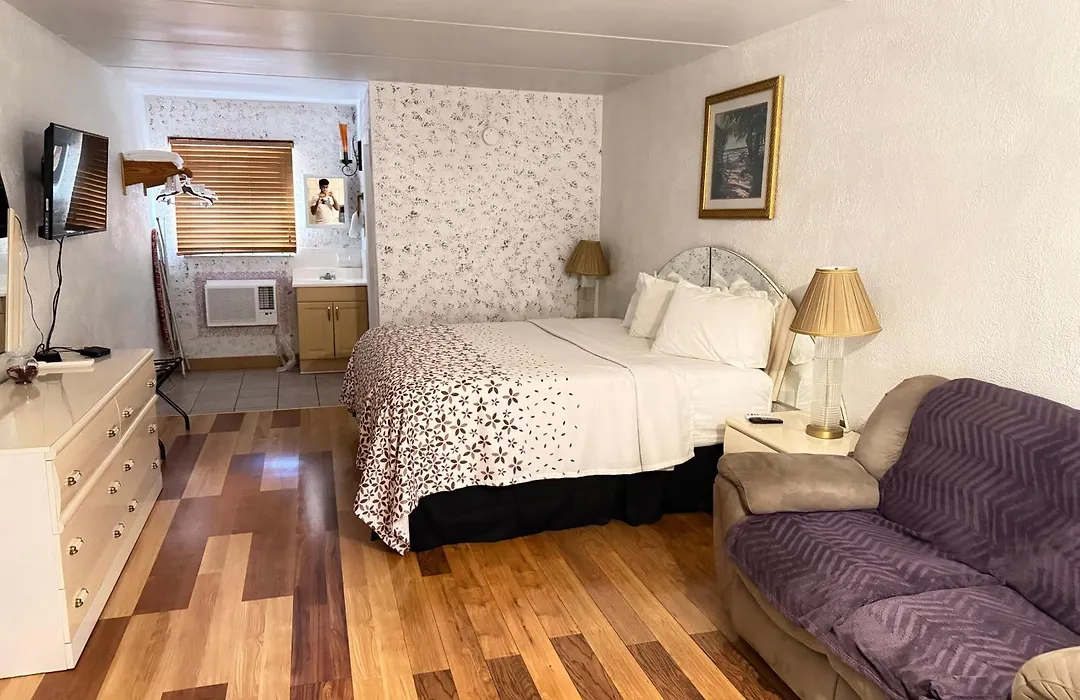 The Floridian Inn-1